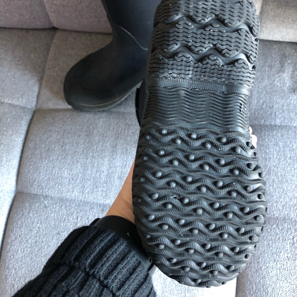 Boys Bogs Rain Boots - Size 1